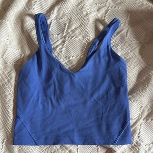 Lululemon align tank
Size 2
V neck
Color wonderlust blue